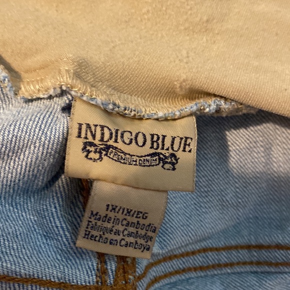 Indigo Blue Cropped Jeans - Picture 4 of 4